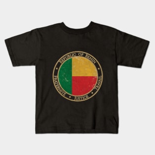 Vintage Republic of Benin Africa African Flag Kids T-Shirt